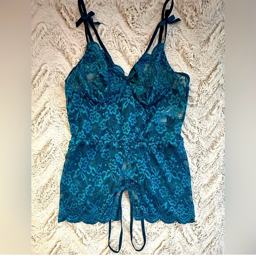 Women’s Sexy Teal Blue Lace One Piece Lingerie Bodysuit With Bows Size Small - Picture 2 of 6